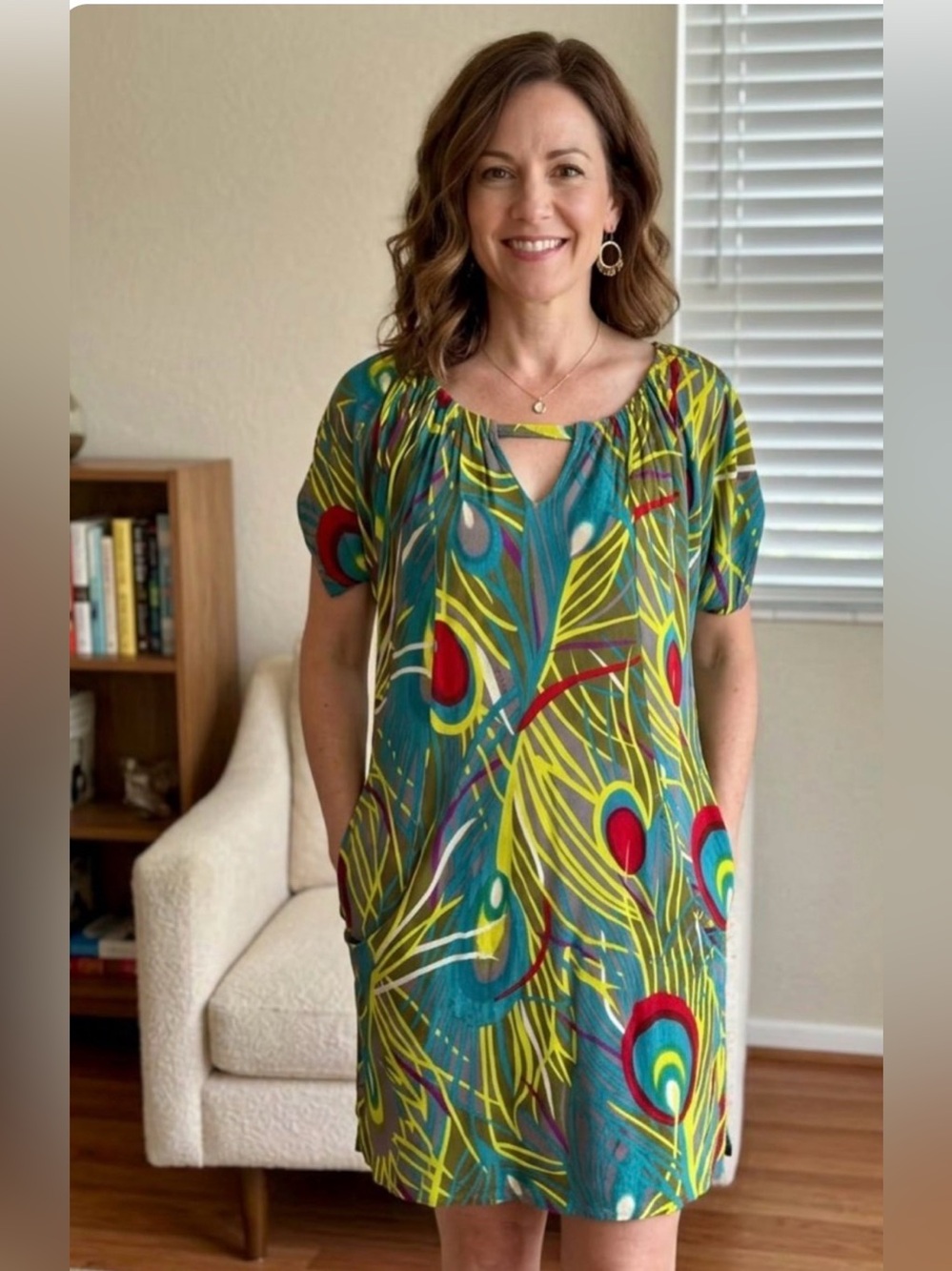 Vintage T-bags Peacock-Print Shift Dress in Teal & Yellow, 100% Rayon Size Small